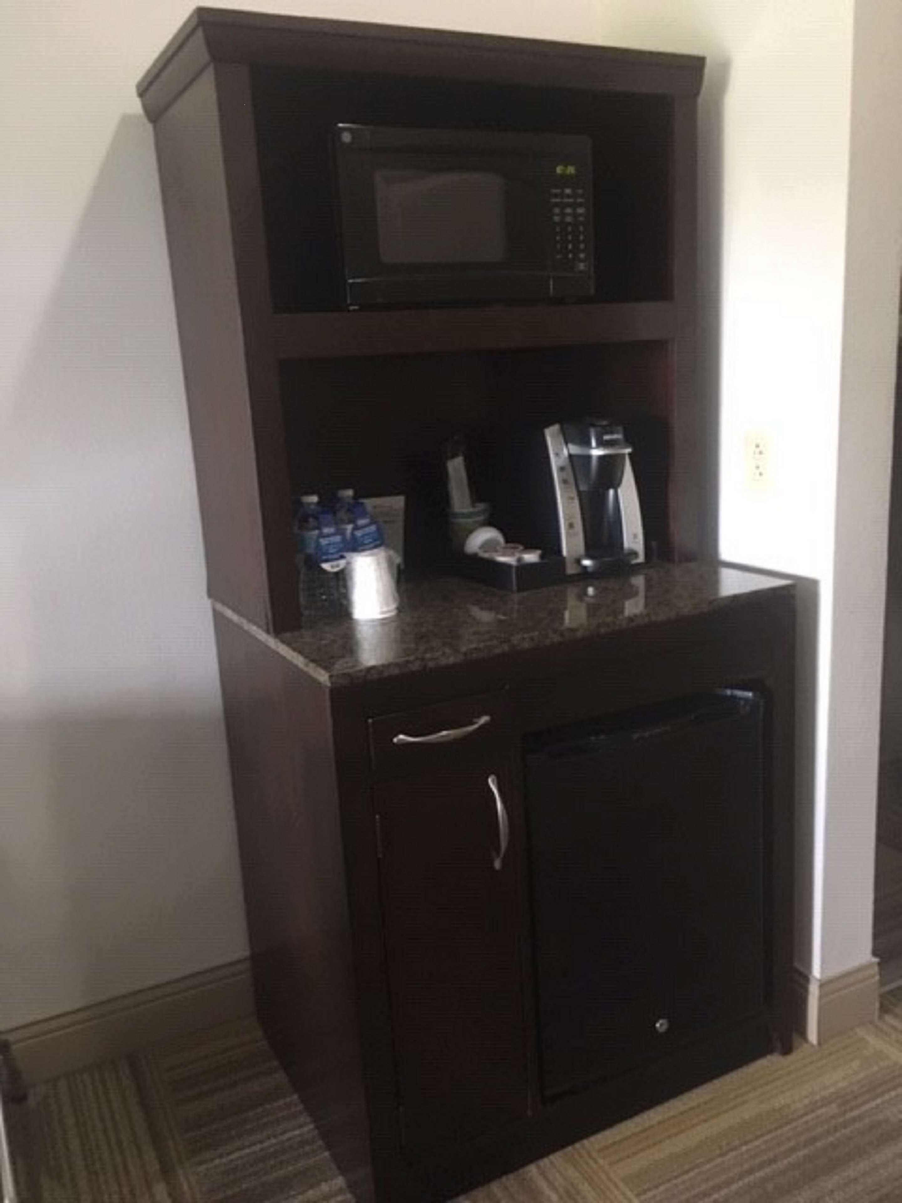 Hilton Garden Inn ג'ונסבורו מראה חיצוני תמונה