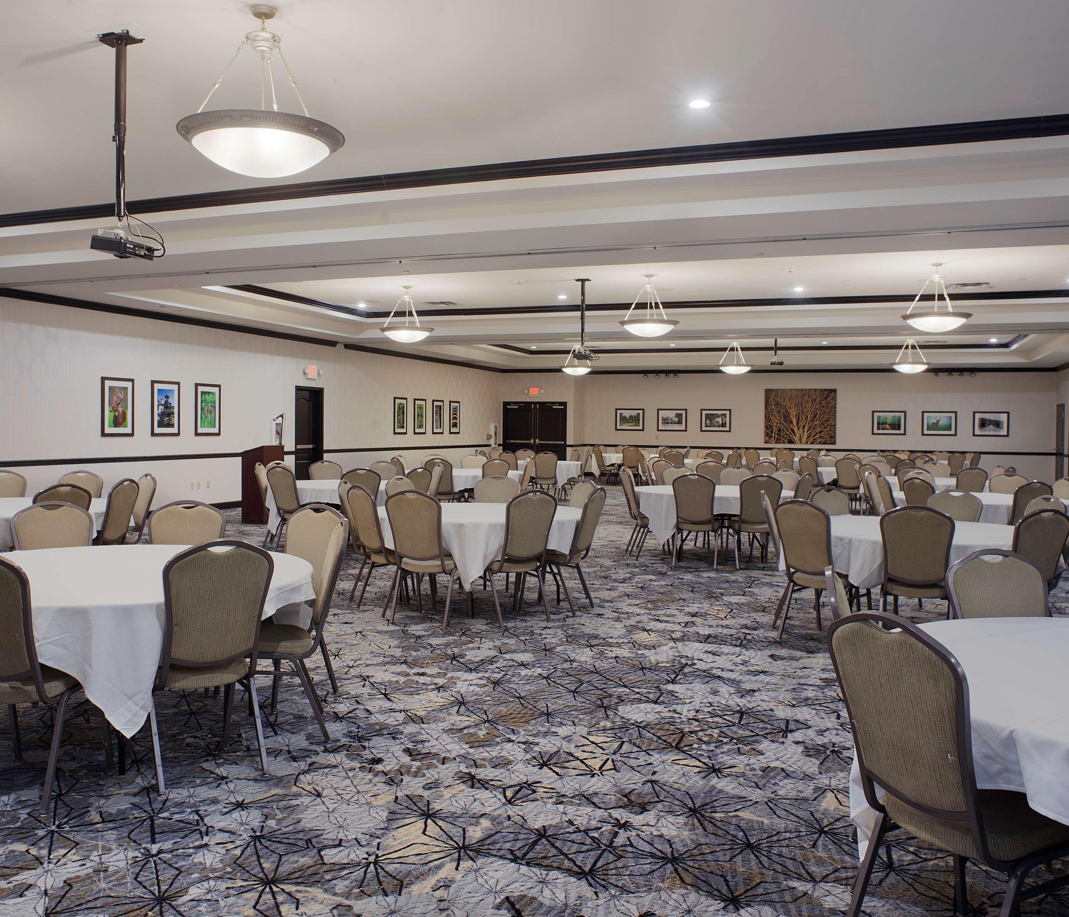 Hilton Garden Inn ג'ונסבורו מראה חיצוני תמונה