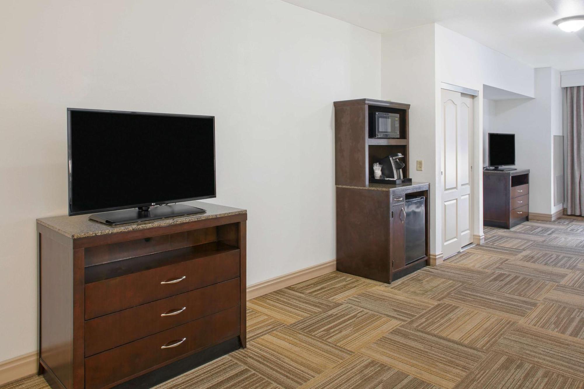 Hilton Garden Inn ג'ונסבורו מראה חיצוני תמונה