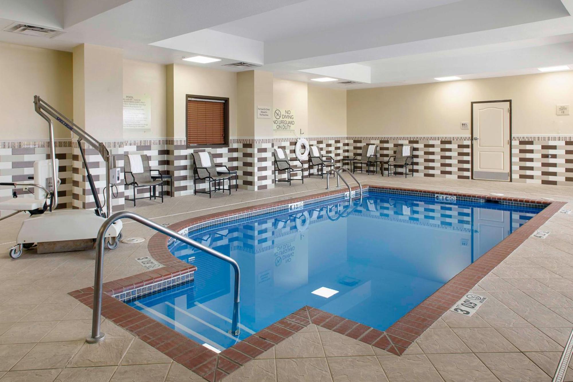 Hilton Garden Inn ג'ונסבורו מראה חיצוני תמונה