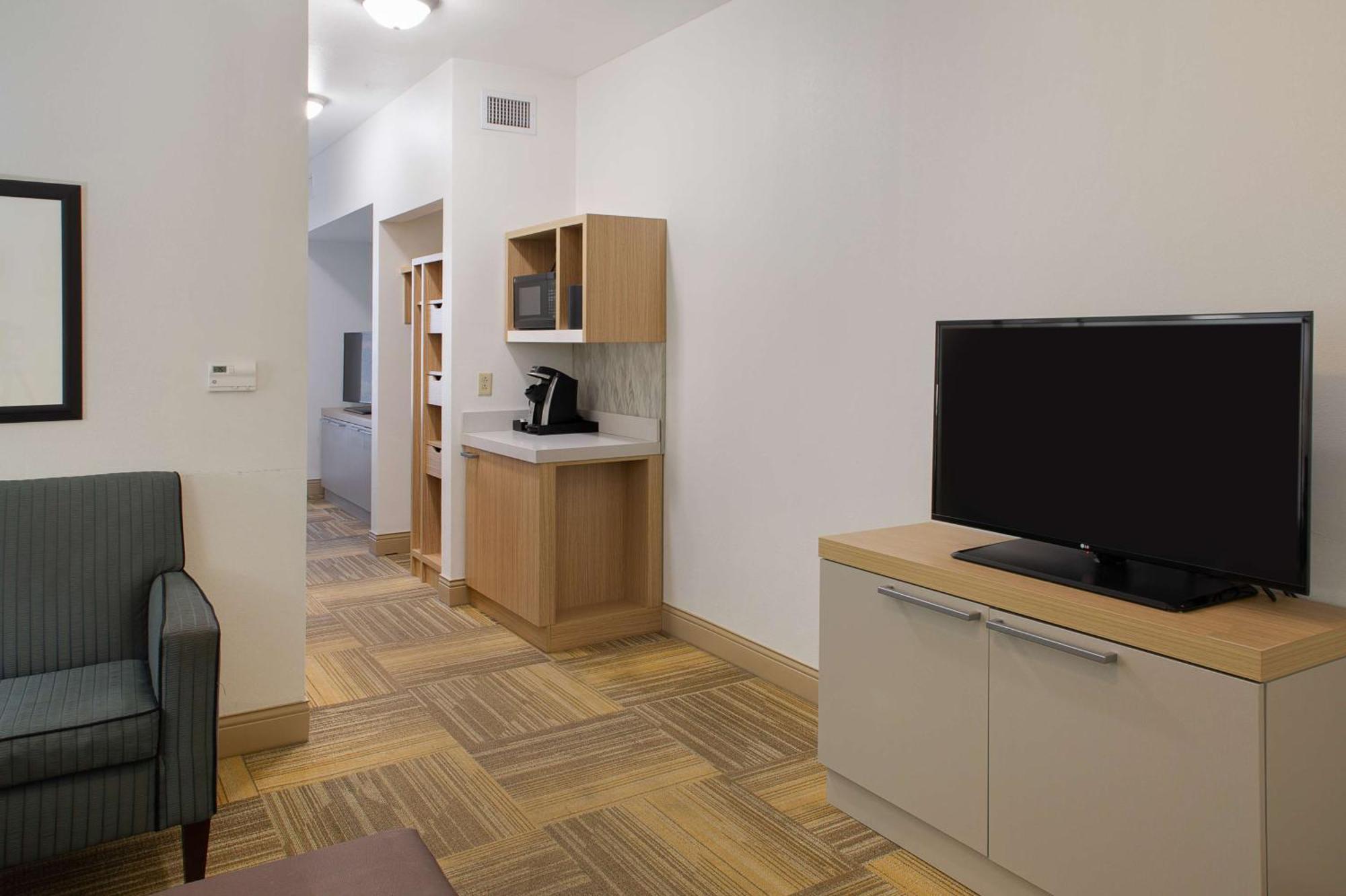 Hilton Garden Inn ג'ונסבורו מראה חיצוני תמונה