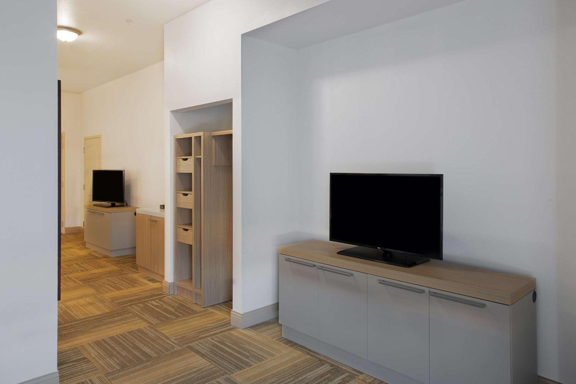 Hilton Garden Inn ג'ונסבורו מראה חיצוני תמונה